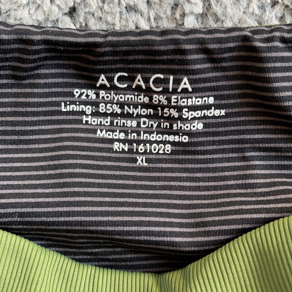 \\sold Acacia ribbed basil XL set - Picture 4 of 5